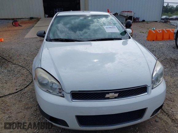 2014 Chevrolet Impala Police Police z VIN 2G1WD5E30E1114342, wystawiony jako IAAI lot #42388443 z przebiegiem 119 929 mil mil oraz . Historia ofert i sprzedaży dostępna na DreamBid. Obrazek 6.