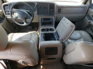 2006 Chevrolet Tahoe Special Service with VIN 1GNEK13Z66J101778, listed as a Copart auction lot 64226634 with 220,865 mi miles and Clean Title. Bid and sale history available at carsss.com. Image 8.