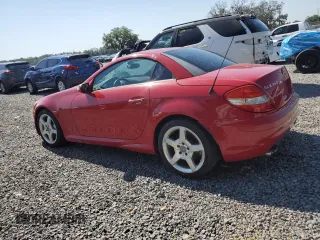 2005 Mercedes-Benz SLK 230/320 with VIN WDBWK56F35F038791, listed as a Copart auction lot 57413275 with 122,712 mi miles and Clean title. Bid and sale history available at DreamBid. Image 2.