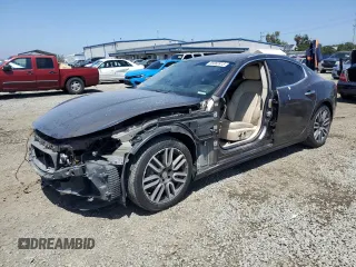 2015 Maserati Ghibli S Q4 z VIN ZAM57RTA7F1130656, wystawiony jako Copart lot #56363915 z przebiegiem 45 397 mil mil oraz Szkody całkowita. Historia ofert i sprzedaży dostępna na DreamBid. Obrazek 1.