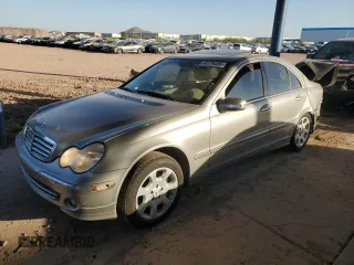 2006 Mercedes-Benz C 280 Luxury with VIN WDBRF54H76A822296, listed as a Copart auction lot 44779465 with 212,600 mi miles and Salvage Title. Bid and sale history available at DreamBid. Image 1.