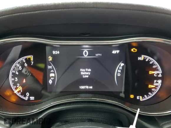 2019 Jeep Grand Cherokee High Altitude с VIN 1C4RJFCG7KC610611, выставлен на аукционе Copart как лот 84940624 с пробегом 108 776 миль миль и Списание • Salvage title. История ставок и продаж доступна на DreamBid. Изображение 9.