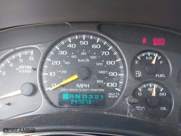 2001 Chevrolet Silverado 1500 LS with VIN 1GCEC19V61Z168966, listed as a IAAI auction lot 41824590 with 247,078 mi miles. Bid and sale history available at carsss.com. Image 7.