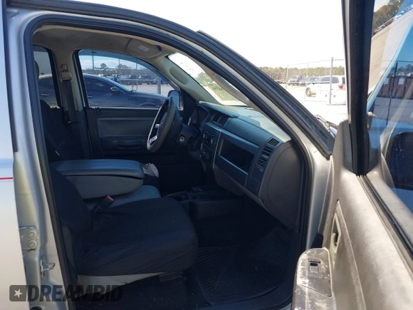 2008 Dodge Dakota SLT with VIN 1D7HE48K78S514290, listed as a IAAI auction lot 41766396 with 208,744 mi miles and . Bid and sale history available at carsss.com. Image 5.