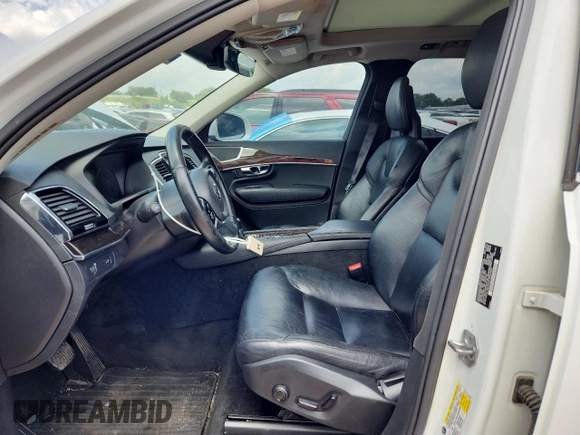 2016 Volvo XC90 T6 Momentum with VIN YV4A22PK2G1025307, listed as a Copart auction lot 60511015 with 142,669 mi miles and Clean title. Bid and sale history available at DreamBid. Image 7.