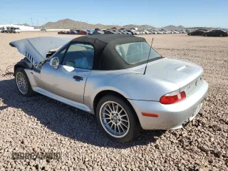 2001 BMW Z3 3.0 with VIN WBACN53491LL46300, listed as a Copart auction lot 44136155 with 154,970 mi miles and Salvage title. Bid and sale history available at DreamBid. Image 2.