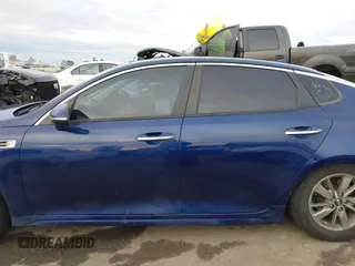 2016 Kia Optima LX Turbo with VIN 5XXGT4L19GG082224, listed as a IAAI auction lot 40990759 with 67,986 mi miles. Bid and sale history available at carsss.com. Image 14.