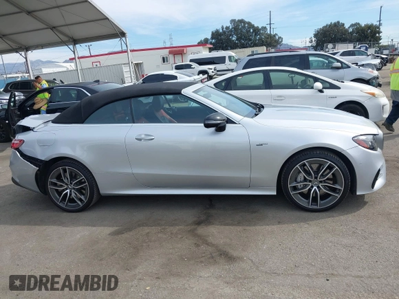 2019 Mercedes-Benz E 53 AMG with VIN WDD1K6BB9KF074877, listed as a IAAI auction lot 41670966 with 53,305 mi miles and . Bid and sale history available at DreamBid. Image 13.