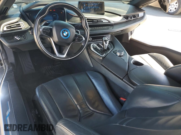 2017 BMW i8 z VIN WBY2Z2C37HV676698, wystawiony jako Copart lot #46544875 z przebiegiem 76 543 mil mil oraz Szkoda całkowita • Salvage title. Historia ofert i sprzedaży dostępna na DreamBid. Obrazek 8.