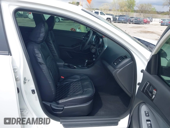 2015 Kia Optima LX with VIN KNAGM4A75F5640302, listed as a IAAI auction lot 42179864 with 95,891 mi miles and . Bid and sale history available at DreamBid. Image 5.