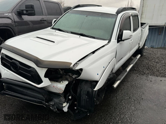 2013 Toyota Tacoma with VIN 5TFMU4FN5DX017891, listed as a Copart auction lot 43858705 with 136,651 mi miles and Clean Title. Bid and sale history available at carsss.com. Image 2.