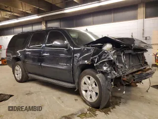 2007 GMC Yukon XL SLT z VIN 1GKFK16377J349144, wystawiony jako Copart lot #84300374 z przebiegiem Nie podano mil oraz Szkoda całkowita • Salvage title. Historia ofert i sprzedaży dostępna na DreamBid. Obrazek 4.