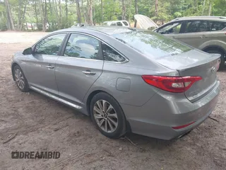 2015 Hyundai Sonata Limited with VIN 5NPE34AF3FH212491, listed as a IAAI auction lot 42195860 with 139,268 mi miles and . Bid and sale history available at carsss.com. Image 3.