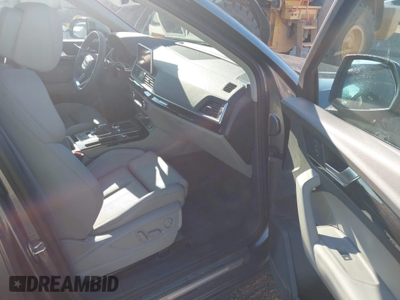 2020 Audi Q5 Prestige with VIN WA1CNAFY5L2015789, listed as a IAAI auction lot 42653993 with 59,725 mi miles and . Bid and sale history available at DreamBid. Image 5.