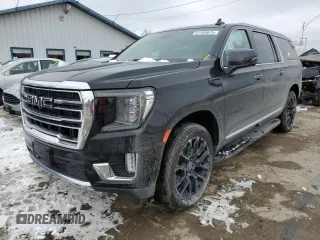 2023 GMC Yukon XL SLT with VIN 1GKS2GKD5PR349628, listed as a Copart auction lot 41469675 with 39,598 mi miles and Salvage Title. Bid and sale history available at carsss.com. Image 1.