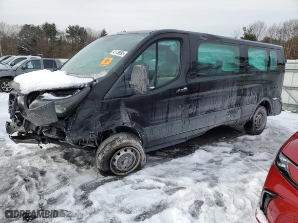2015 Ford Transit Wagon XL with VIN 1FBZX2YM0FKB17715, listed as a Copart auction lot 41738095 with 96,670 mi miles and Salvage Title. Bid and sale history available at carsss.com. Image 1.