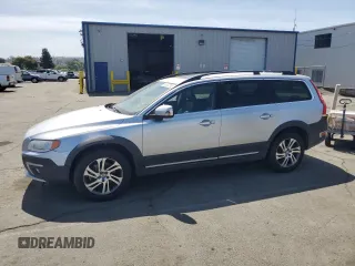 2015 Volvo XC70 T5 Drive-E Premier with VIN YV440MBK0F1219807, listed as a Copart auction lot 54092385 with 150,397 mi miles and Clean Title. Bid and sale history available at DreamBid. Image 1.
