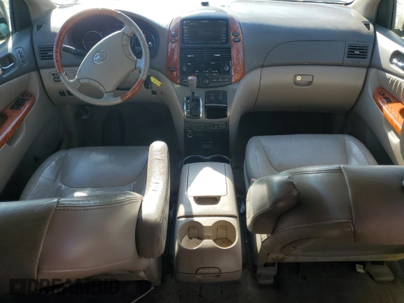 2007 Toyota Sienna XLE with VIN 5TDZK22C37S045123, listed as a Copart auction lot 52711415 with 194,613 mi miles and Clean Title. Bid and sale history available at carsss.com. Image 8.