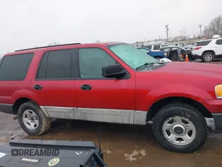 2004 Ford Expedition XLS with VIN 1FMRU13W54LA15367, listed as a IAAI auction lot 41554951 with 135,694 mi miles. Bid and sale history available at carsss.com. Image 13.