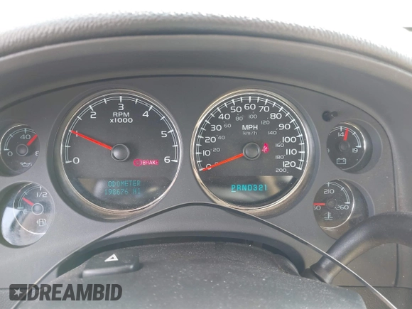 2008 Chevrolet Suburban LTZ with VIN 1GNFK16348R151711, listed as a IAAI auction lot 41793616 with 198,676 mi miles. Bid and sale history available at carsss.com. Image 7.