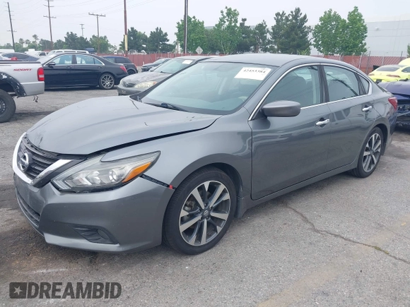 2017 Nissan Altima SL z VIN 1N4AL3AP2HC498095, wystawiony jako IAAI lot #42453384 z przebiegiem 138 736 mil mil oraz . Historia ofert i sprzedaży dostępna na DreamBid. Obrazek 21.