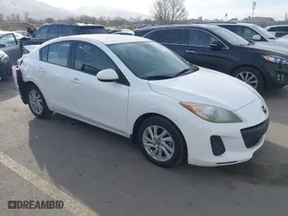 2013 Mazda Mazda3 i Grand Touring with VIN JM1BL1WP2D1779542, listed as a IAAI auction lot 41691622 with 135,792 mi miles. Bid and sale history available at carsss.com. Image 1.