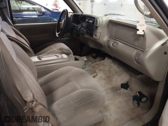 1999 Chevrolet Tahoe Z71 with VIN 1GNEK13R5XJ548832, listed as a IAAI auction lot 42077245 with 208,875 mi miles and . Bid and sale history available at DreamBid. Image 5.