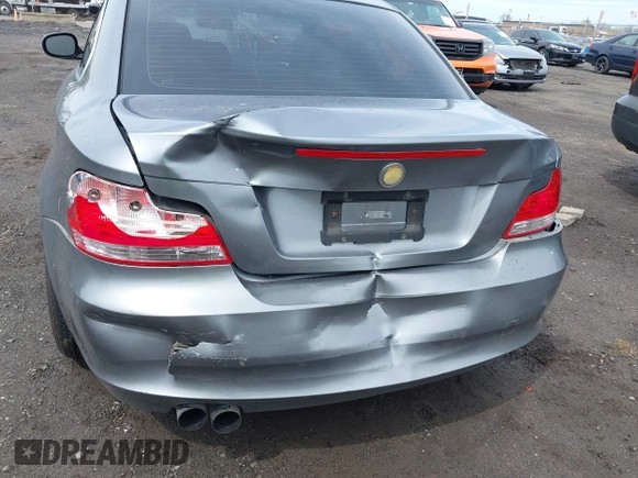 2011 BMW 1 Series 128i with VIN WBAUP9C52BVL89591, listed as a IAAI auction lot 41951870 with 131,377 mi miles and . Bid and sale history available at DreamBid. Image 6.