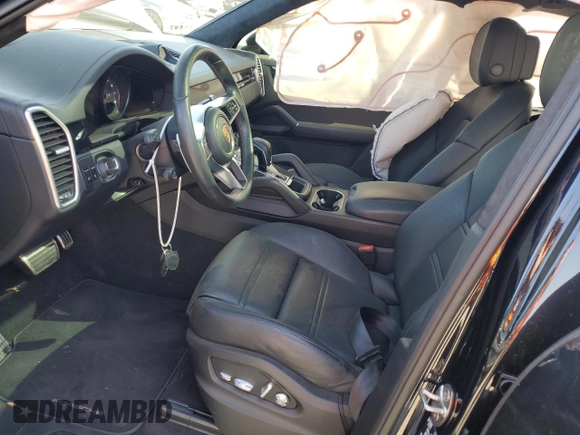 2021 Porsche Cayenne GTS z VIN WP1AG2AY3MDA34902, wystawiony jako Copart lot #49510465 z przebiegiem Nie podano mil oraz Szkoda całkowita • Salvage title. Historia ofert i sprzedaży dostępna na DreamBid. Obrazek 7.