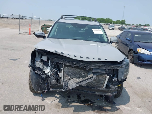 2022 Kia Telluride SX z VIN 5XYP5DHC7NG262332, wystawiony jako IAAI lot #42400373 z przebiegiem 47 580 mil mil oraz . Historia ofert i sprzedaży dostępna na DreamBid. Obrazek 13.