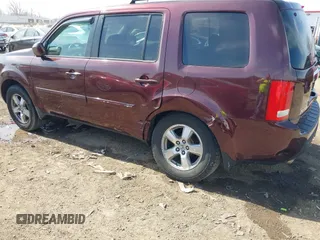 2009 Honda Pilot EX-L with VIN 5FNYF48639B020937, listed as a IAAI auction lot 41804771 with 226,668 mi miles and . Bid and sale history available at carsss.com. Image 6.