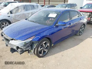 2022 Hyundai Elantra SEL z VIN KMHLN4AG9NU337327, wystawiony jako IAAI lot #41988122 z przebiegiem 63 137 mil mil oraz . Historia ofert i sprzedaży dostępna na DreamBid. Obrazek 18.