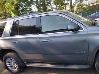 2018 Chevrolet Tahoe LT with VIN 1GNSKBKC7JR393246, listed as a IAAI auction lot 42544844 with 87,994 mi miles and . Bid and sale history available at DreamBid. Image 13.