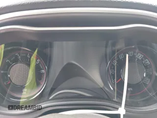 2019 Dodge Challenger SXT z VIN 2C3CDZAGXKH632914, wystawiony jako IAAI lot #42218764 z przebiegiem Nie podano mil oraz . Historia ofert i sprzedaży dostępna na DreamBid. Obrazek 7.