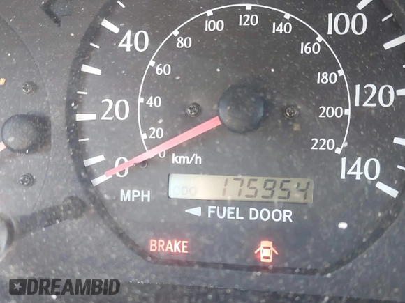 2002 Toyota Solara SE with VIN 2T1FF28P02C566318, listed as a IAAI auction lot 41698027 with 175,954 mi miles and . Bid and sale history available at DreamBid. Image 15.