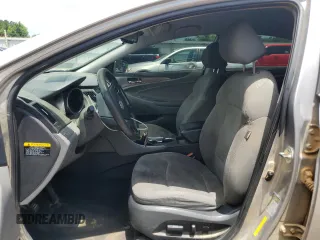 2012 Hyundai Sonata Hybrid with VIN KMHEC4A44CA038041, listed as a Copart auction lot 59034795 with 200,707 mi miles and Clean title. Bid and sale history available at DreamBid. Image 7.