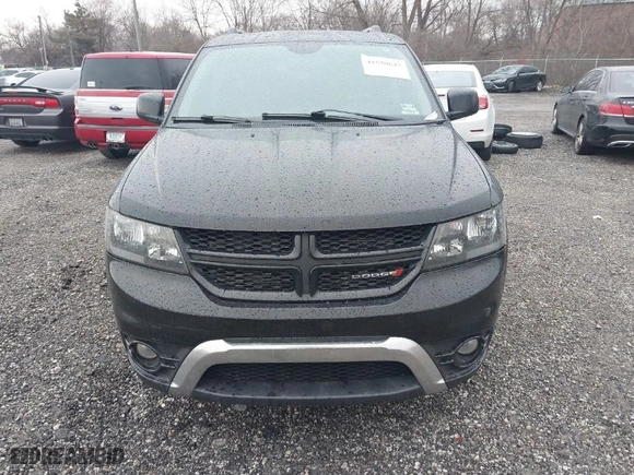 2015 Dodge Journey Crossroad with VIN 3C4PDCGB8FT633014, listed as a IAAI auction lot 41520647 with 226,384 mi miles. Bid and sale history available at carsss.com. Image 6.