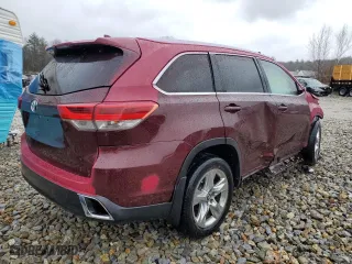 2017 Toyota Highlander Limited with VIN 5TDDZRFHXHS471879, listed as a Copart auction lot 46044635 with 0 mi miles and Salvage Title. Bid and sale history available at carsss.com. Image 3.