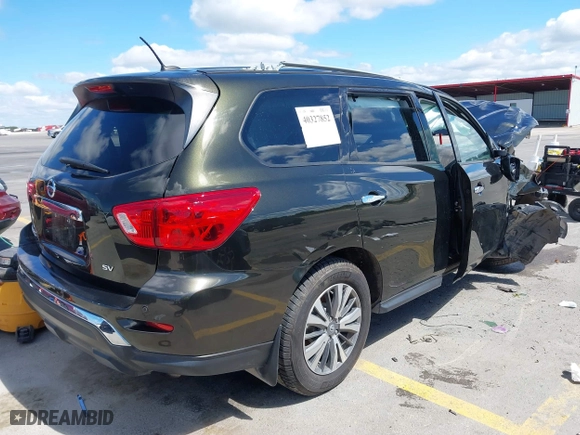 2017 Nissan Pathfinder SV with VIN 5N1DR2MN1HC688055, listed as a IAAI auction lot 40327852 with 118,701 mi miles. Bid and sale history available at carsss.com. Image 4.