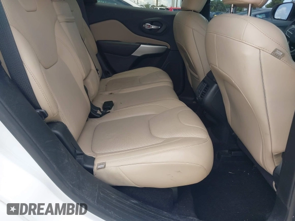 2017 Jeep Cherokee Limited z VIN 1C4PJLDB8HW596380, wystawiony jako IAAI lot #42607357 z przebiegiem 33 407 mil mil oraz . Historia ofert i sprzedaży dostępna na DreamBid. Obrazek 8.