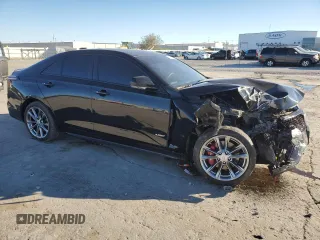 2022 Cadillac CT4-V z VIN 1G6DH5RL4N0115392, wystawiony jako Copart lot #80782094 z przebiegiem 16 567 mil mil oraz Szkody całkowita. Historia ofert i sprzedaży dostępna na DreamBid. Obrazek 4.