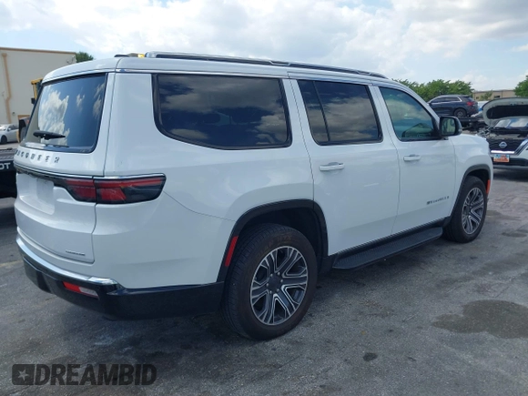 2024 Jeep Wagoneer Series II with VIN 1C4SJVBP6RS101526, listed as a IAAI auction lot 41684750 with 31,415 mi miles and . Bid and sale history available at DreamBid. Image 4.