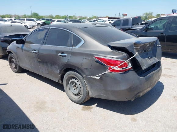 2015 Nissan Altima 2.5 with VIN 1N4AL3AP0FN368673, listed as a IAAI auction lot 41867886 with 152,213 mi miles. Bid and sale history available at carsss.com. Image 3.