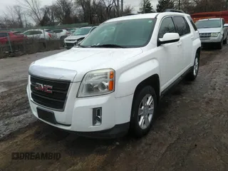 2011 GMC Terrain SLE-2 z VIN 2CTFLTEC6B6309895, wystawiony jako IAAI lot #41522868 z przebiegiem 143 624 mil mil oraz . Historia ofert i sprzedaży dostępna na DreamBid. Obrazek 2.