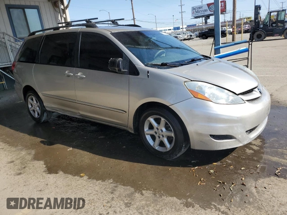 2007 Toyota Sienna CE with VIN 5TDZK23C57S061905, listed as a Copart auction lot 52210365 with 199,591 mi miles and Salvage Title. Bid and sale history available at carsss.com. Image 4.