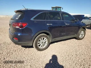 2020 Kia Sorento LX with VIN 5XYPGDA36LG652713, listed as a Copart auction lot 46951965 with 76,579 mi miles and Salvage Title. Bid and sale history available at carsss.com. Image 3.