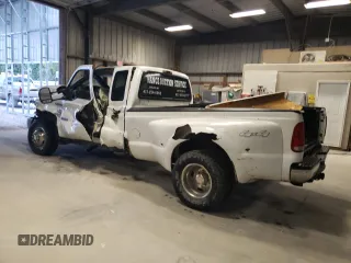 2005 Ford F-350 XL z VIN 1FTWX33P95EB03850, wystawiony jako Copart lot #71228644 z przebiegiem Nie podano mil oraz Szkoda całkowita • Salvage title. Historia ofert i sprzedaży dostępna na DreamBid. Obrazek 2.
