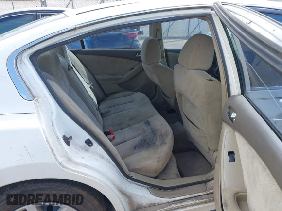 2009 Nissan Altima S with VIN 1N4AL21E29N463555, listed as a IAAI auction lot 41949898 with 268,832 mi miles and . Bid and sale history available at DreamBid. Image 8.