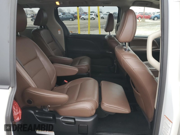 2020 Toyota Sienna XLE Auto Access Seat with VIN 5TDYZ3DCXLS049285, listed as a Copart auction lot 51261785 with 152,423 mi miles and Salvage Title. Bid and sale history available at carsss.com. Image 12.