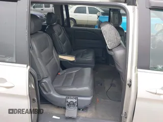 2005 Honda Odyssey EX-L with VIN 5FNRL38625B421123, listed as a IAAI auction lot 41886027 with 174,459 mi miles. Bid and sale history available at carsss.com. Image 8.